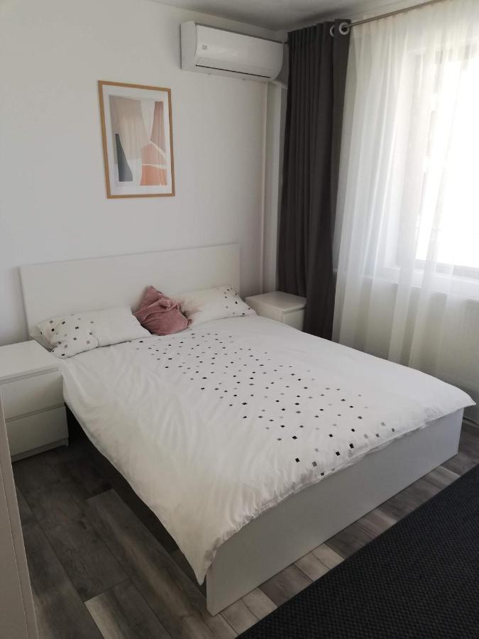 Cozzy Apartment Navodari Ngoại thất bức ảnh