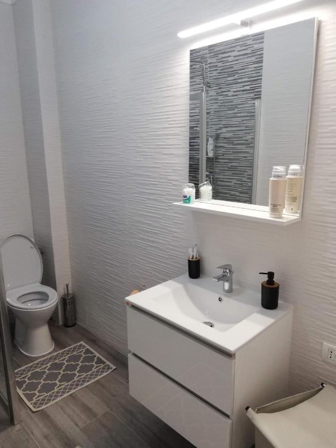 Cozzy Apartment Navodari Ngoại thất bức ảnh
